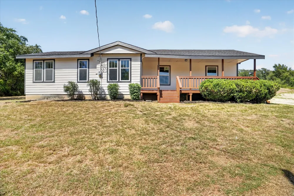 130 R And R Drive Springtown, TX 76082