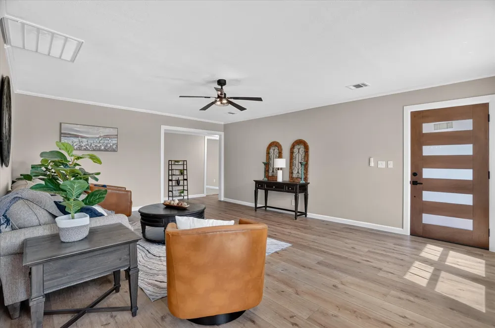 130 R And R Drive Springtown, TX 76082