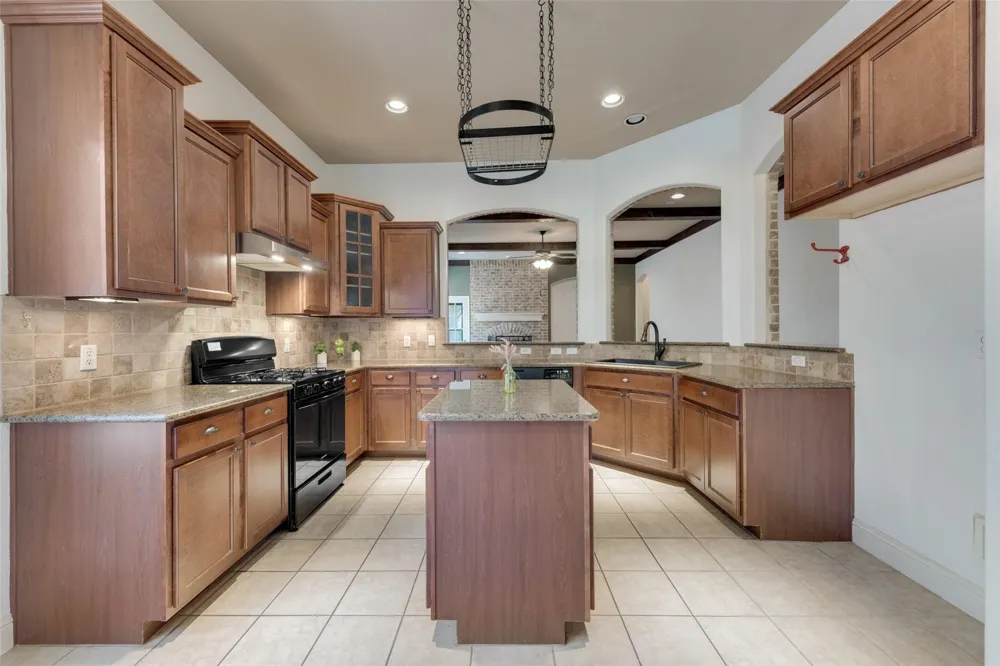 8033 Branch Hollow Trail Fort Worth, TX 76123