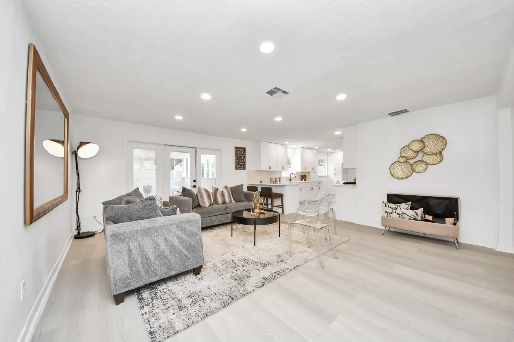5619 Duxbury Street Houston, TX 77035