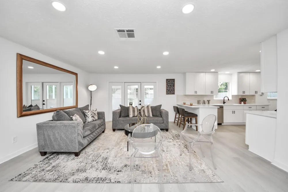 5619 Duxbury Street Houston, TX 77035