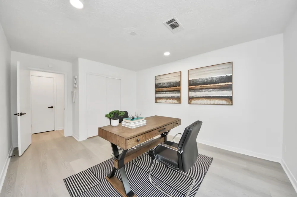 5619 Duxbury Street Houston, TX 77035
