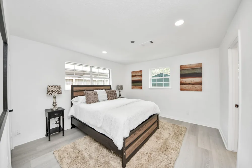 5619 Duxbury Street Houston, TX 77035