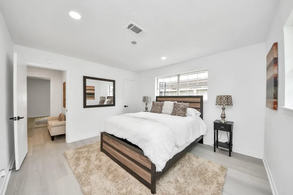 5619 Duxbury Street Houston, TX 77035