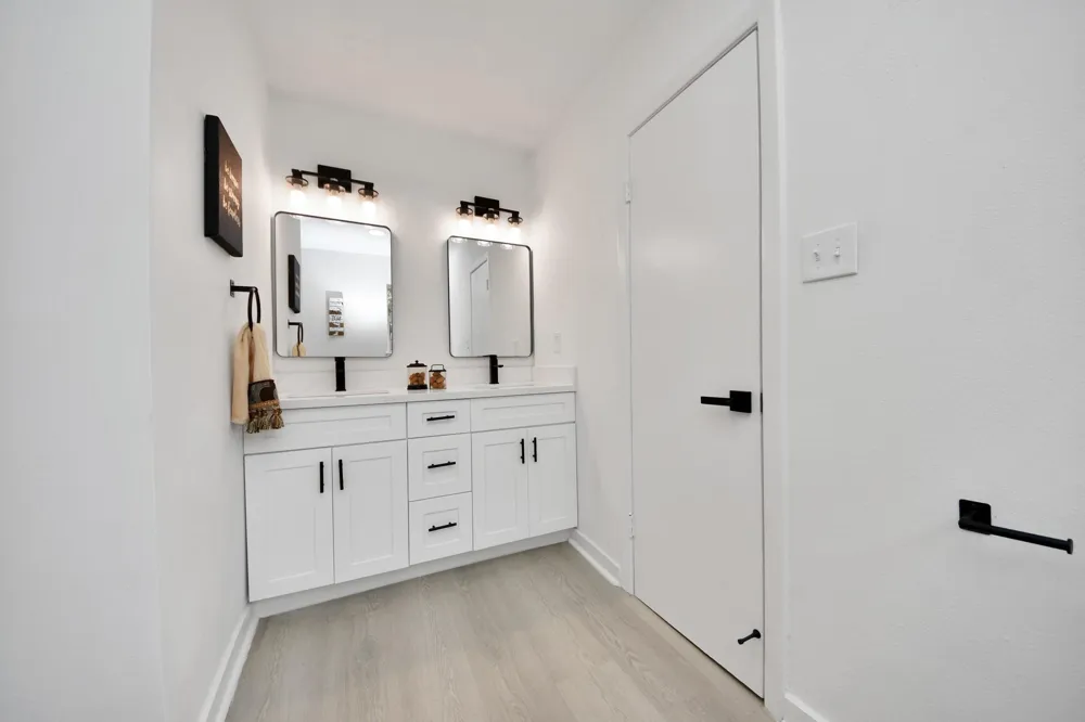 5619 Duxbury Street Houston, TX 77035