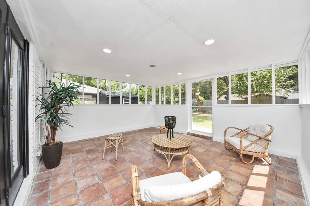 5619 Duxbury Street Houston, TX 77035