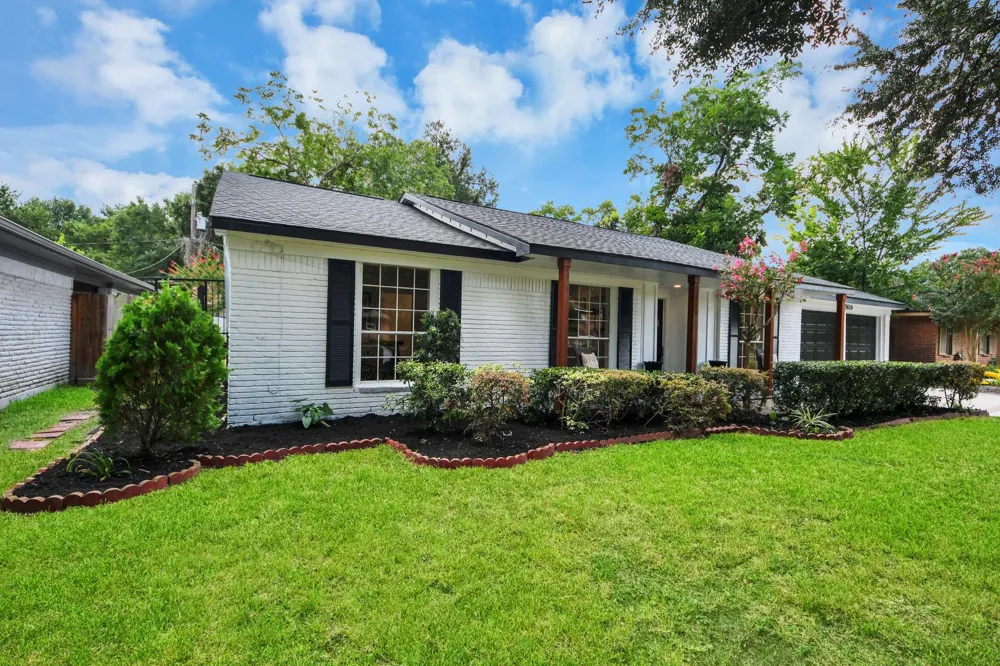 5619 Duxbury Street Houston, TX 77035