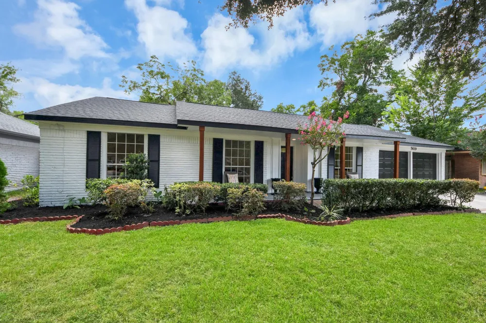 5619 Duxbury Street Houston, TX 77035