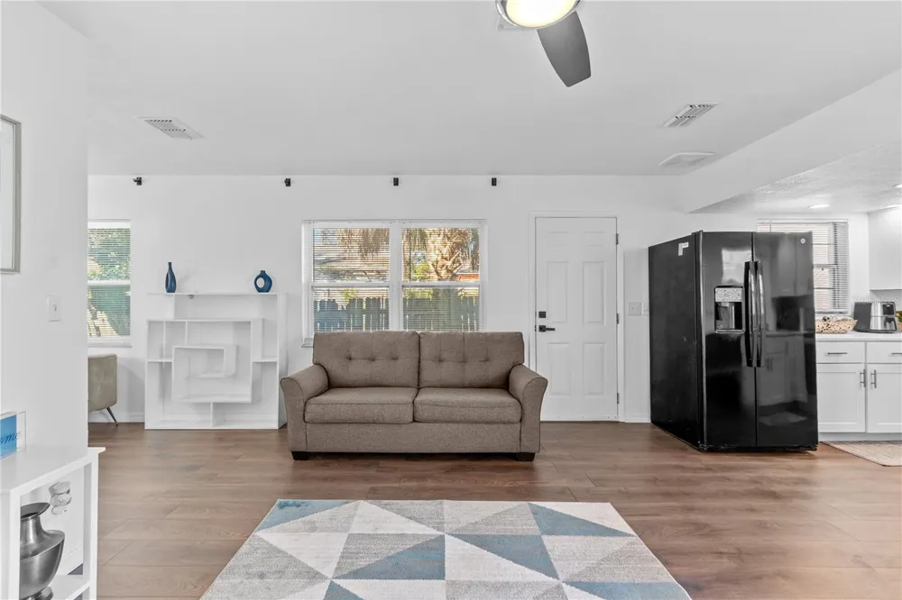 804 13TH AVENUE S St Petersburg, FL 33701