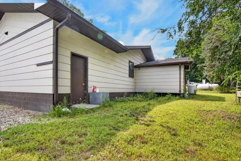 128 Bluff Street Fort Ransom, ND 58033