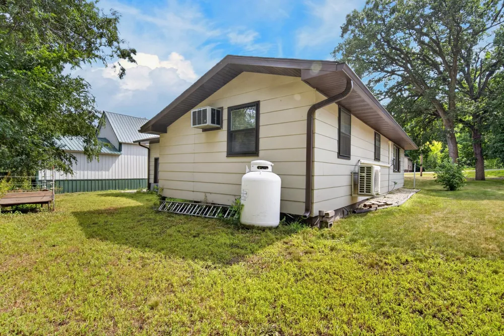 128 Bluff Street Fort Ransom, ND 58033