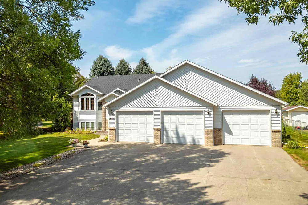 811 4th Avenue NE Barnesville, MN 56514