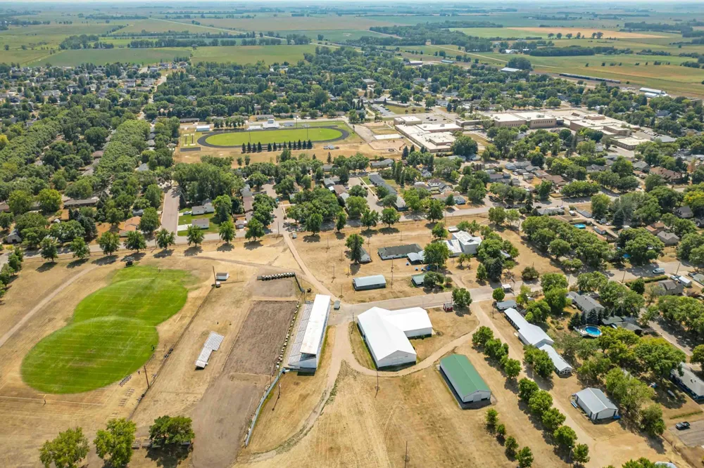 811 4th Avenue NE Barnesville, MN 56514