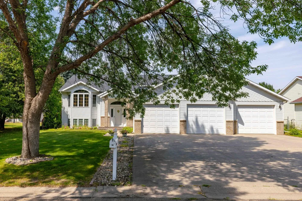 811 4th Avenue NE Barnesville, MN 56514