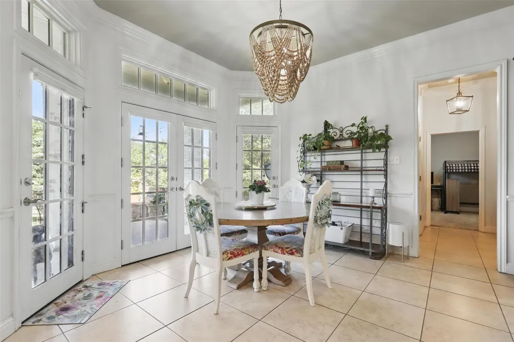 3404 Creek Crossing Drive Weatherford, TX 76087