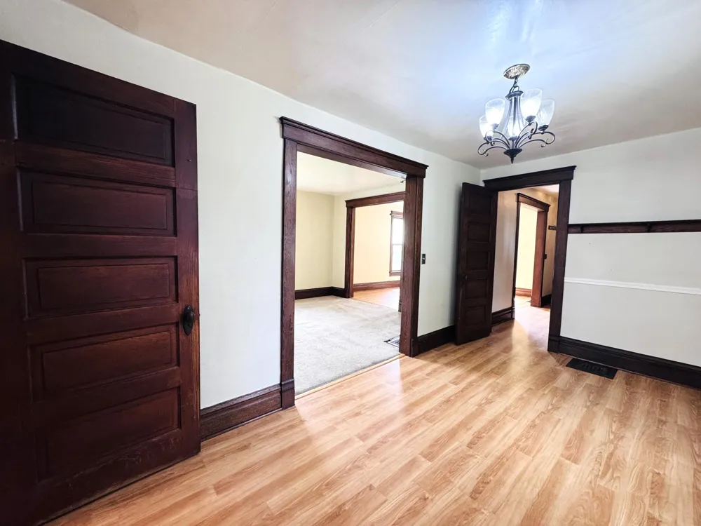 37 Lincoln Avenue Niles, MI 49120