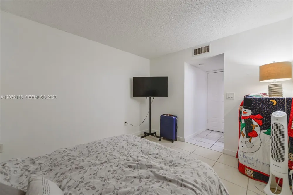 8923 NE 4th Ave Rd #8923 Miami Shores, FL 33138