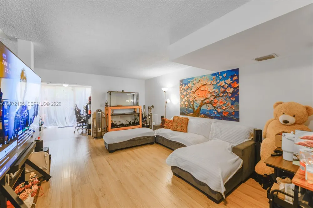 8923 NE 4th Ave Rd #8923 Miami Shores, FL 33138