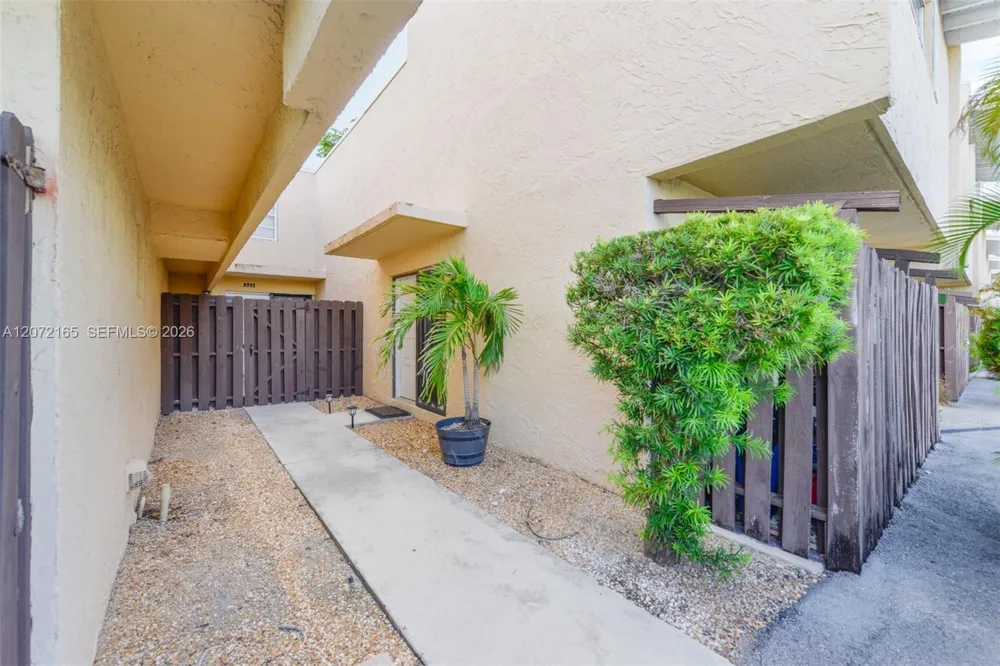 8923 NE 4th Ave Rd #8923 Miami Shores, FL 33138