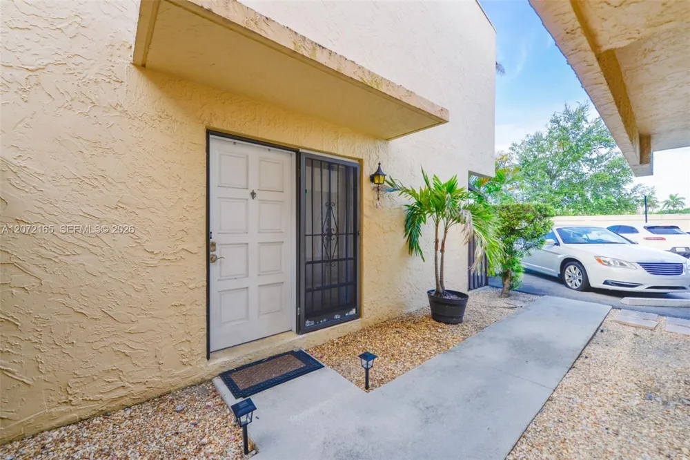 8923 NE 4th Ave Rd #8923 Miami Shores, FL 33138