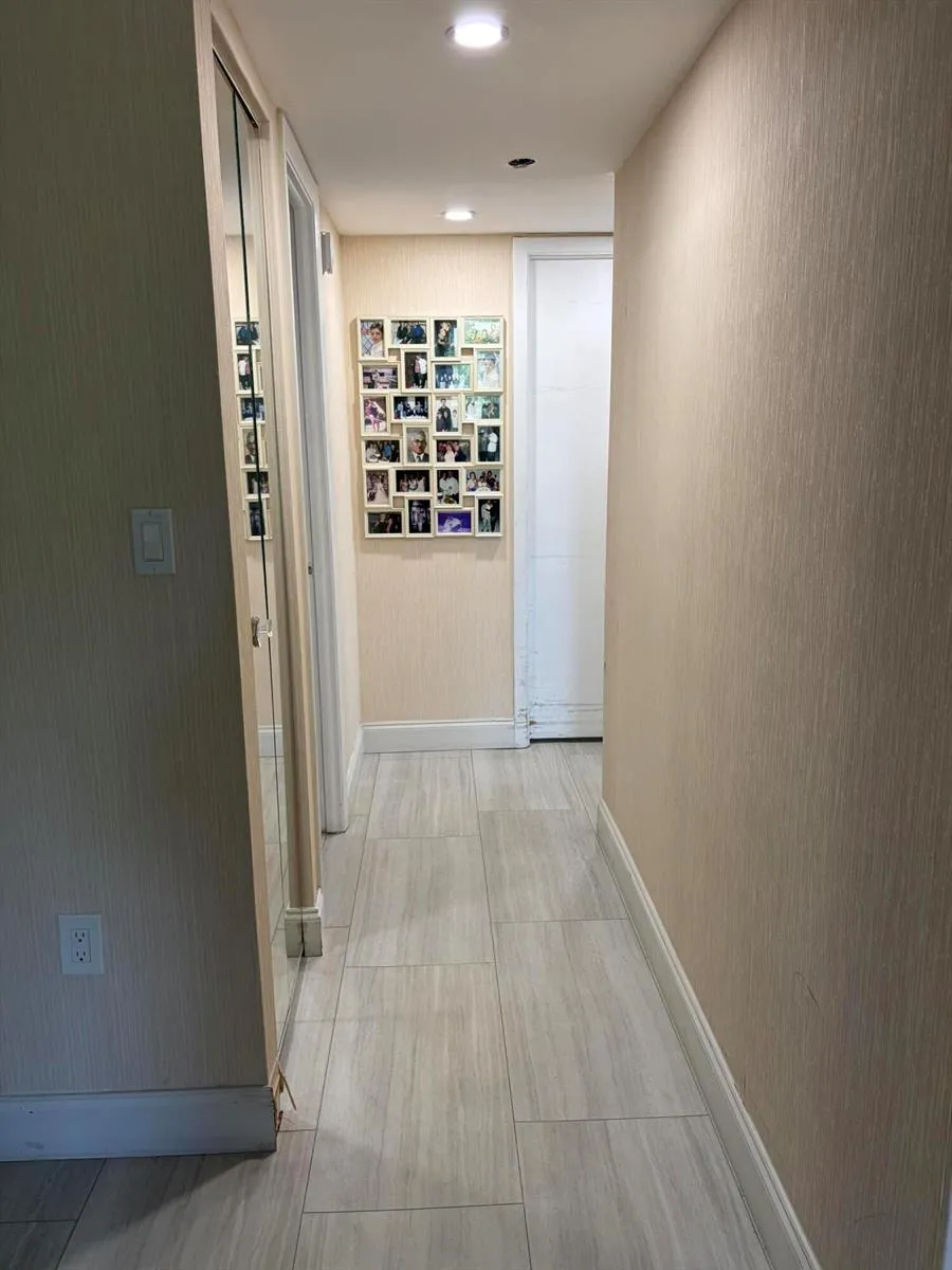 900 SAINT CHARLES PLACE #311 Pembroke Pines, FL 33026