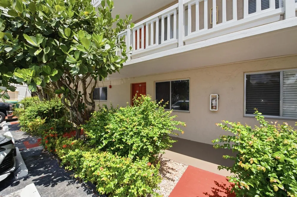 3601 INVERRARY DRIVE #107 Lauderhill, FL 33319