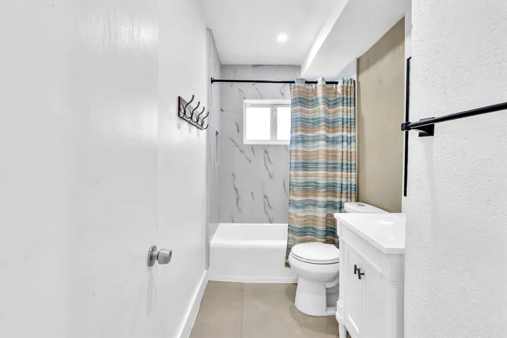 721 FAIRWAY DRIVE Plantation, FL 33317