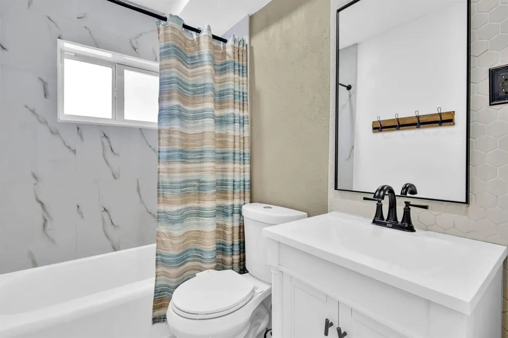 721 FAIRWAY DRIVE Plantation, FL 33317