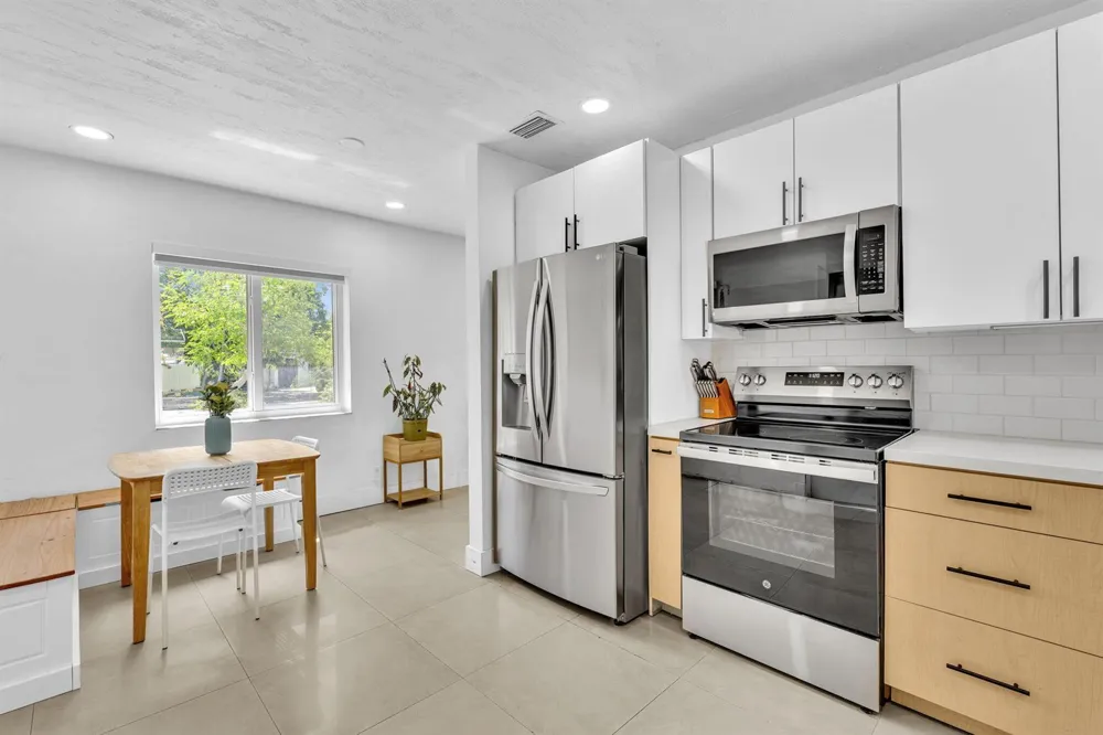 721 FAIRWAY DRIVE Plantation, FL 33317