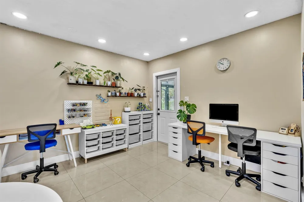721 FAIRWAY DRIVE Plantation, FL 33317