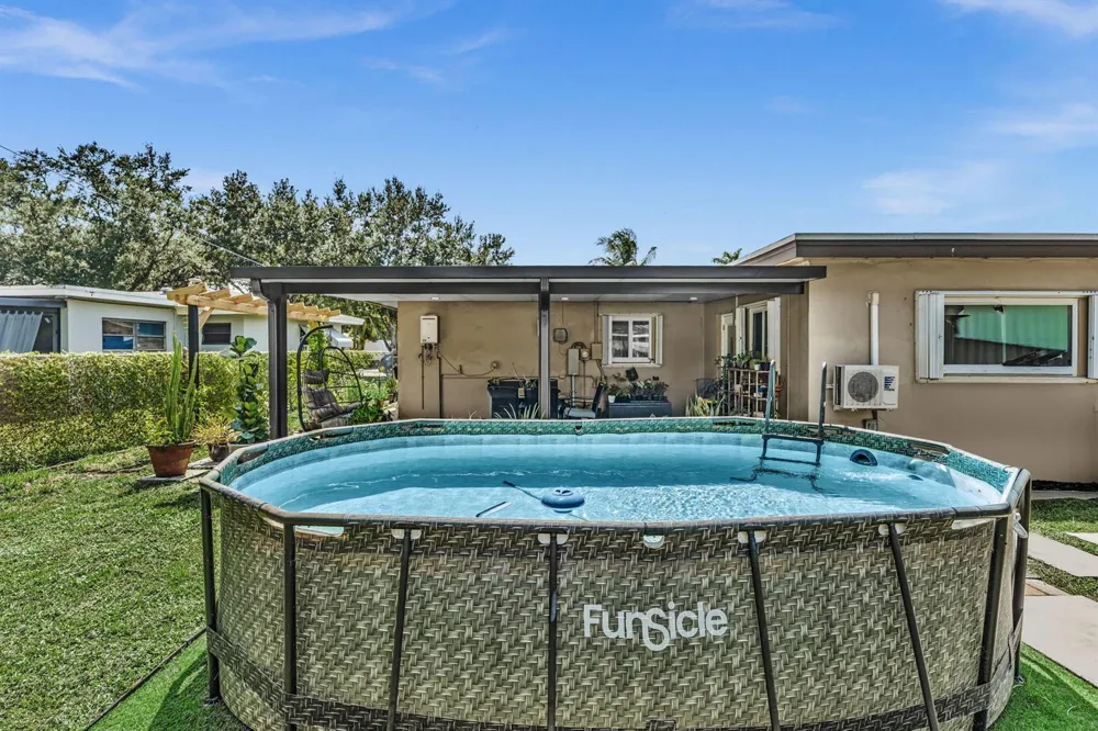 721 FAIRWAY DRIVE Plantation, FL 33317