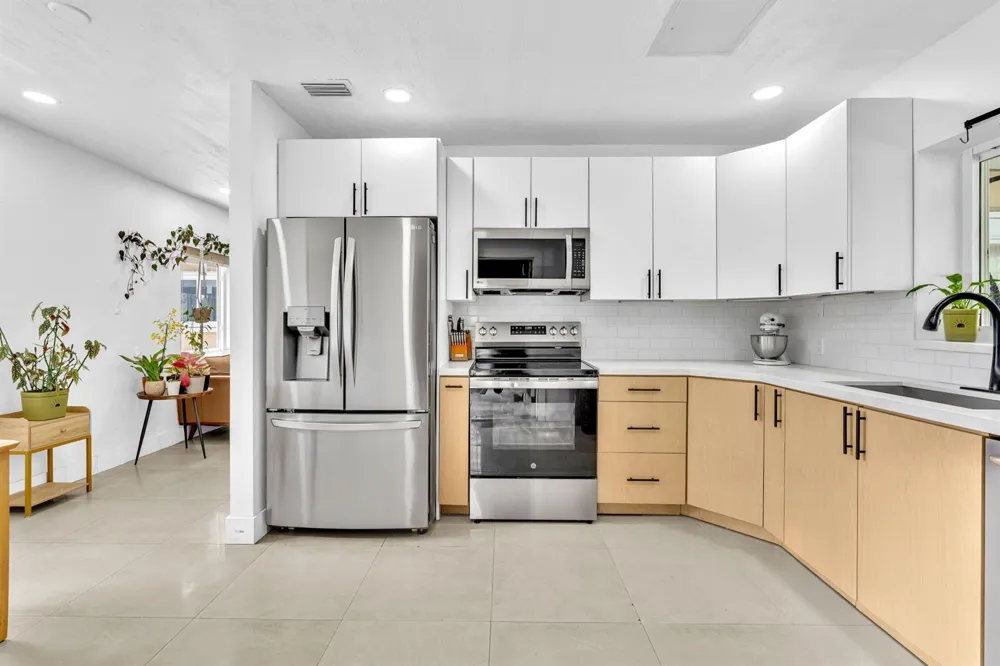 721 FAIRWAY DRIVE Plantation, FL 33317