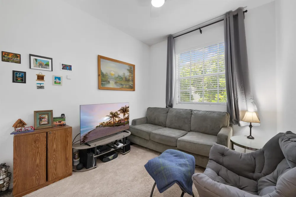 701 SW 1ST TERRACE Pompano Beach, FL 33060