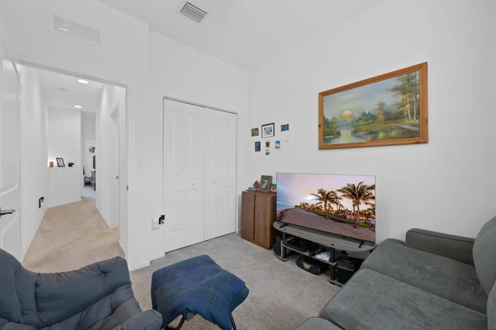 701 SW 1ST TERRACE Pompano Beach, FL 33060