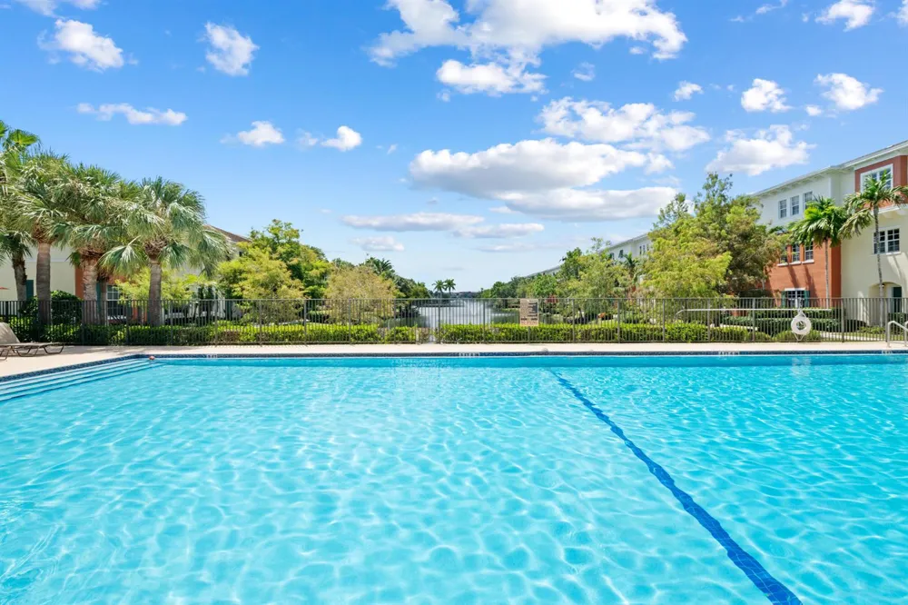 701 SW 1ST TERRACE Pompano Beach, FL 33060