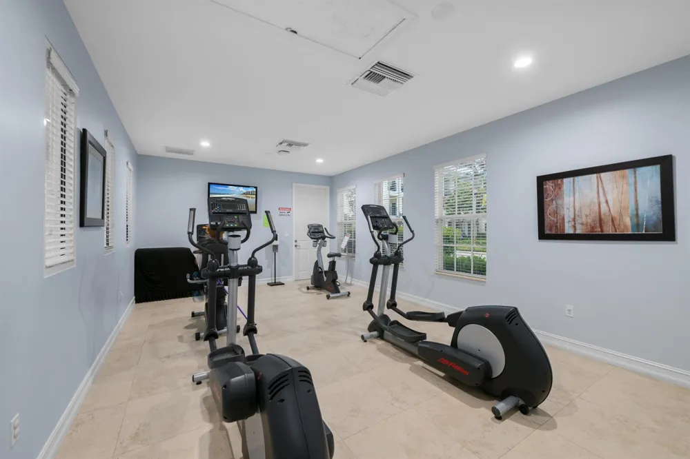 701 SW 1ST TERRACE Pompano Beach, FL 33060