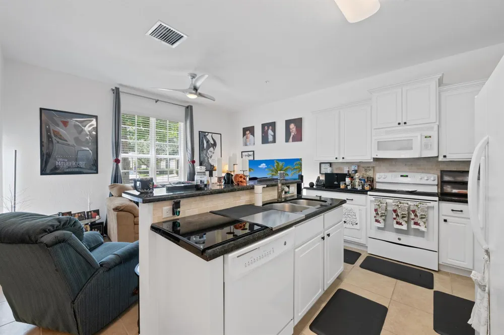 701 SW 1ST TERRACE Pompano Beach, FL 33060