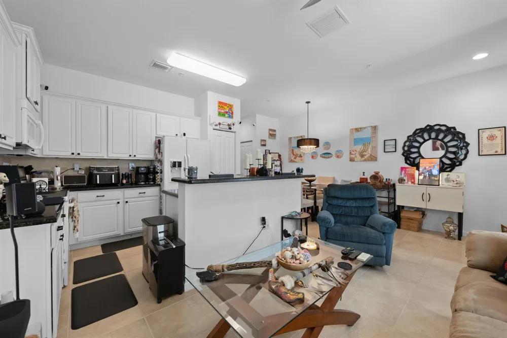701 SW 1ST TERRACE Pompano Beach, FL 33060