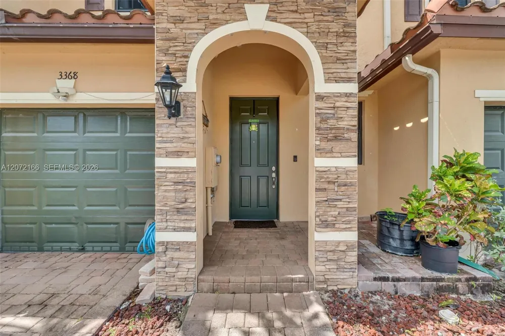 3368 SE 1st St #0 Homestead, FL 33033