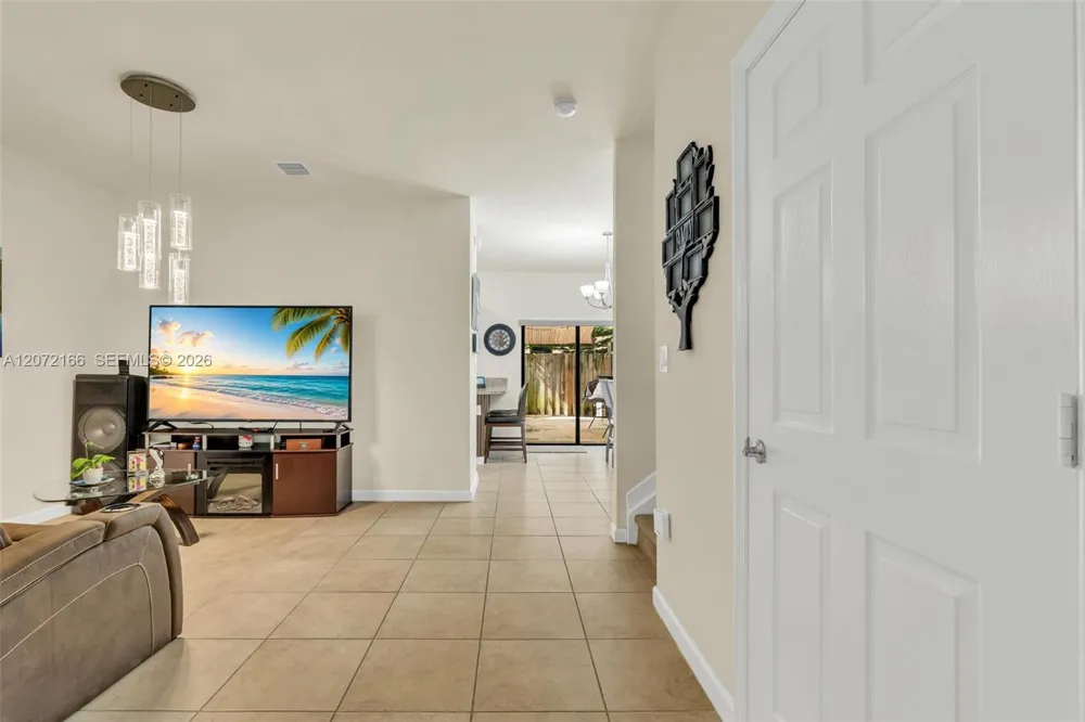 3368 SE 1st St #0 Homestead, FL 33033