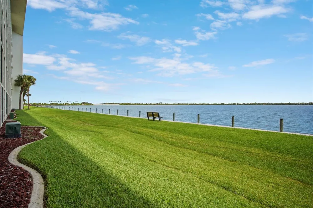 300 S SYKES CREEK PARKWAY #105 Merritt Island, FL 32952