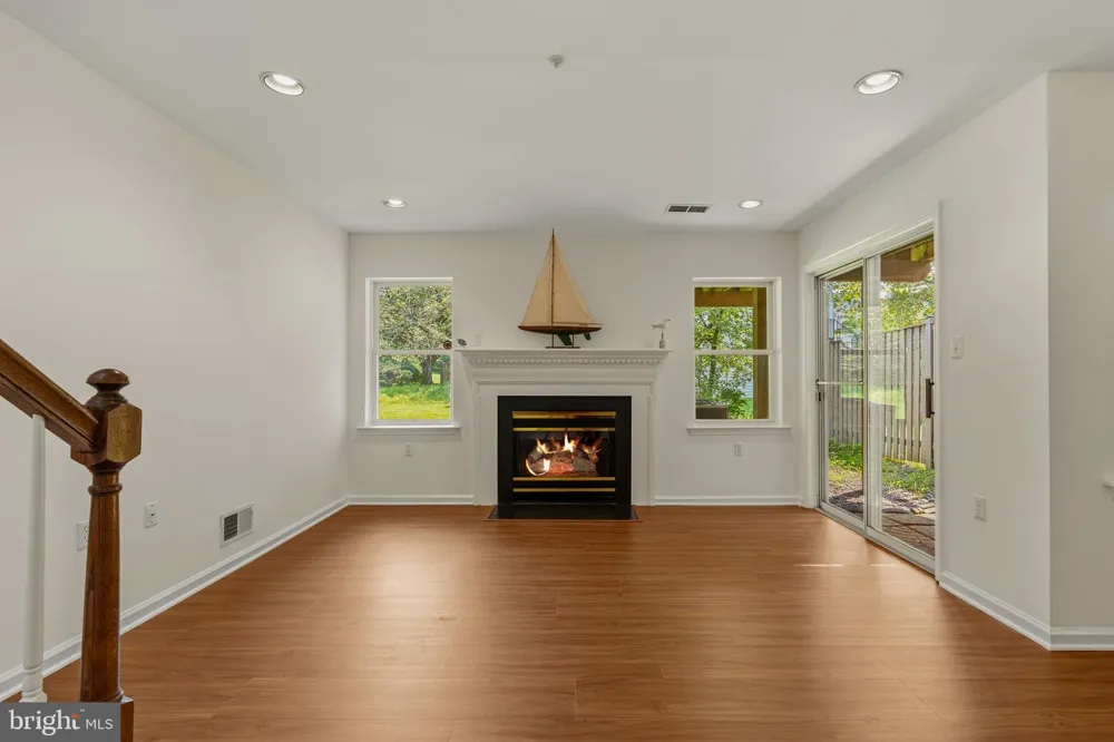 20303 BATTERY BEND PLACE Gaithersburg, MD 20886
