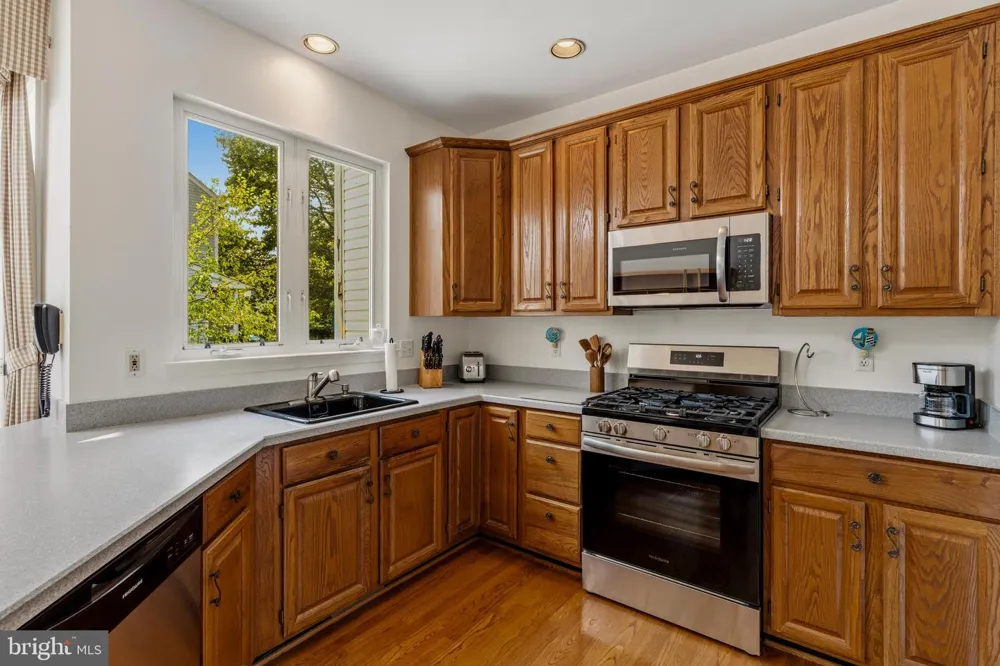 20303 BATTERY BEND PLACE Gaithersburg, MD 20886