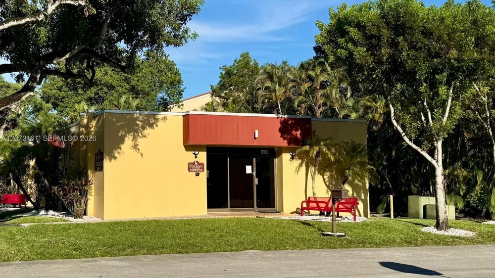3390 Foxcroft Rd #C305 Miramar, FL 33025