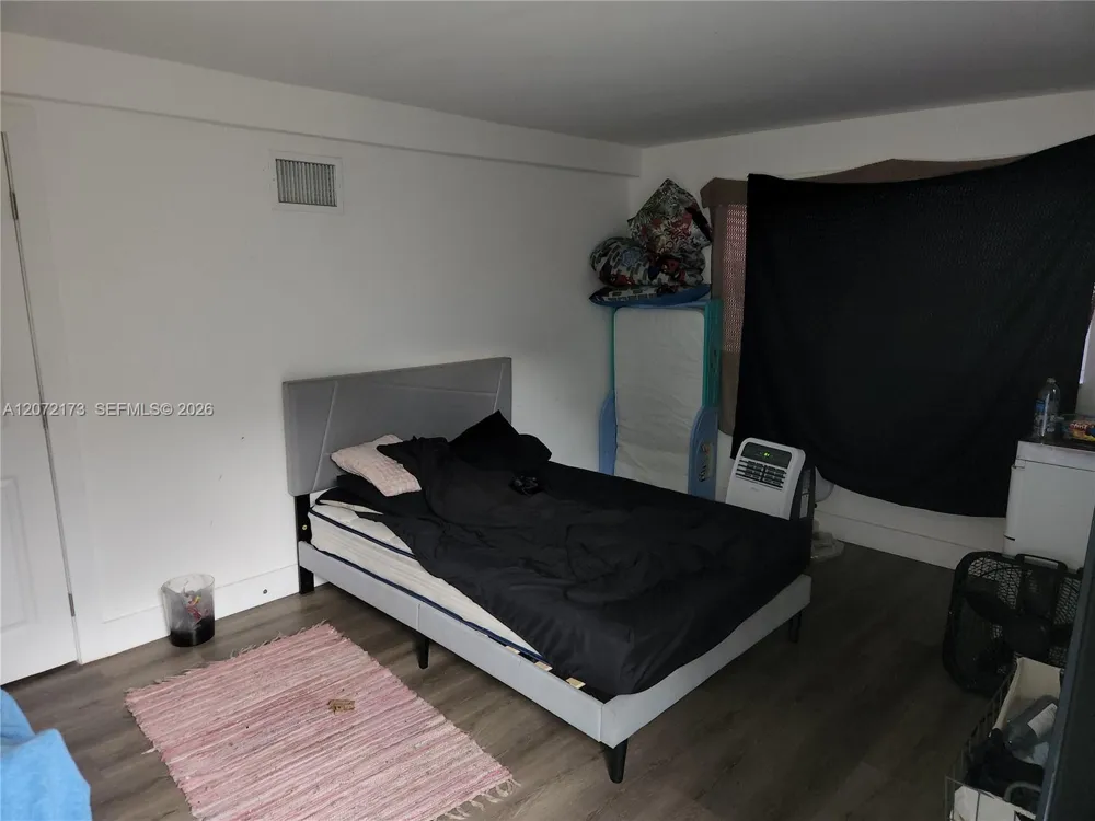 1245 NW 126th St North Miami, FL 33167