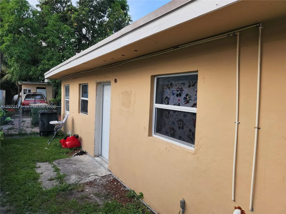 1245 NW 126th St North Miami, FL 33167