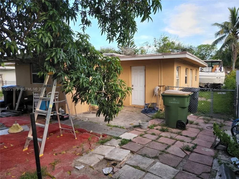 1245 NW 126th St North Miami, FL 33167