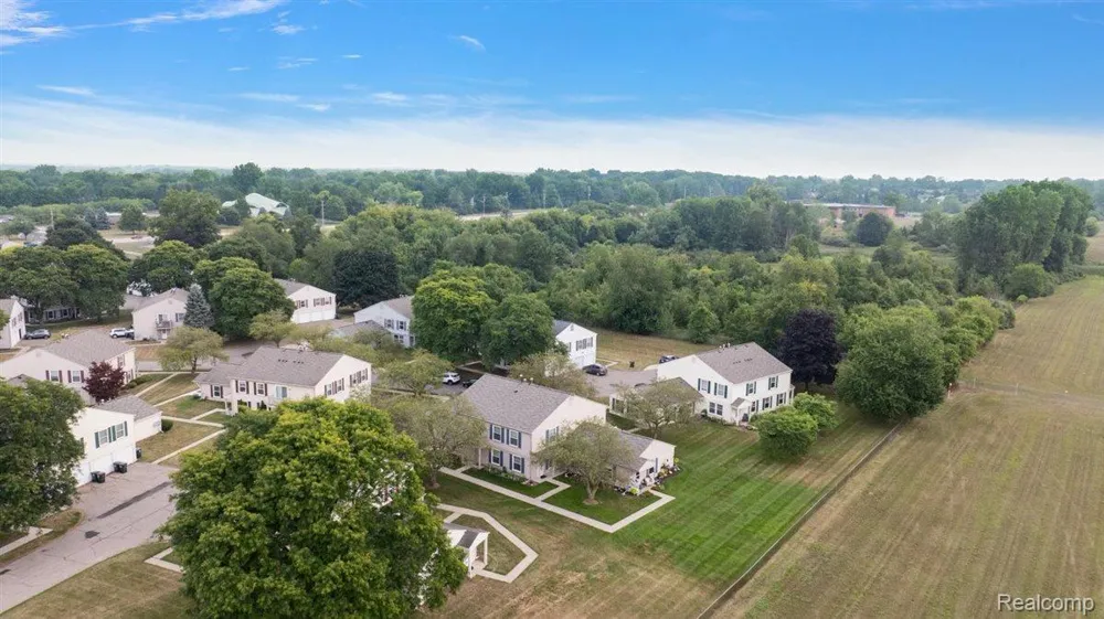 2763 Fox Hollow Court Orion Charter Township, MI 48360
