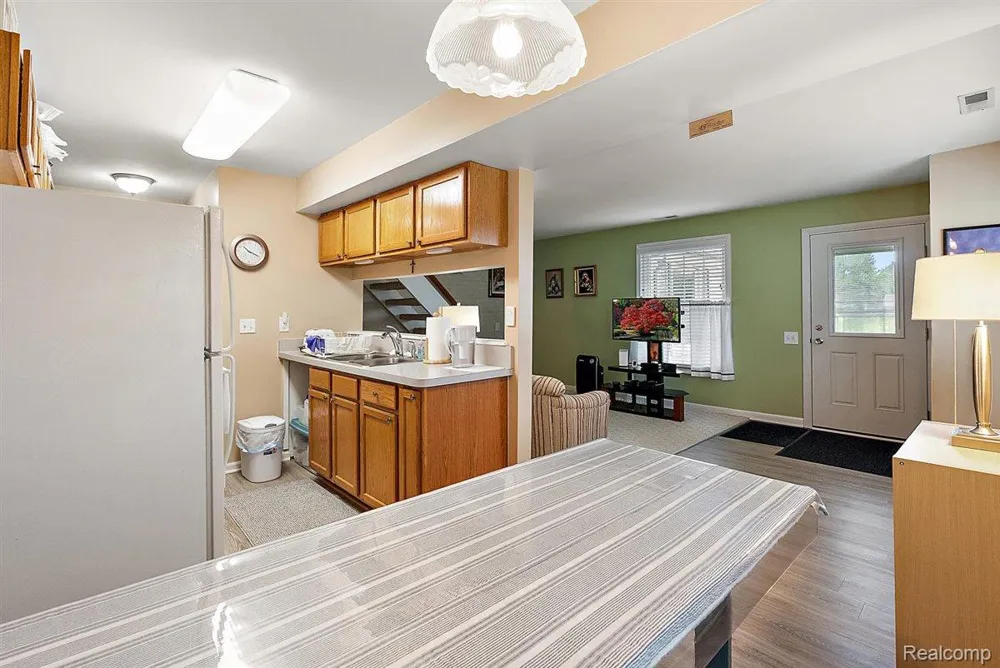 2763 Fox Hollow Court Orion Charter Township, MI 48360