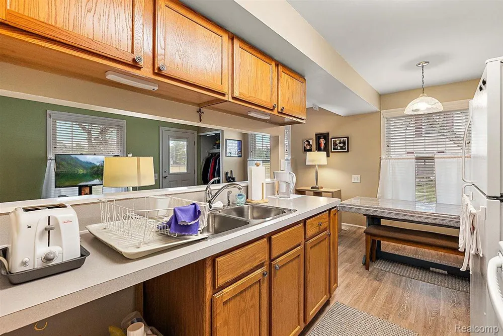 2763 Fox Hollow Court Orion Charter Township, MI 48360